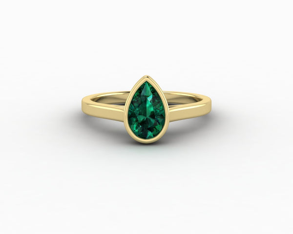 Siara 0.75 Ct Solitaire Pear Cut Green Emerald Engagement Ring